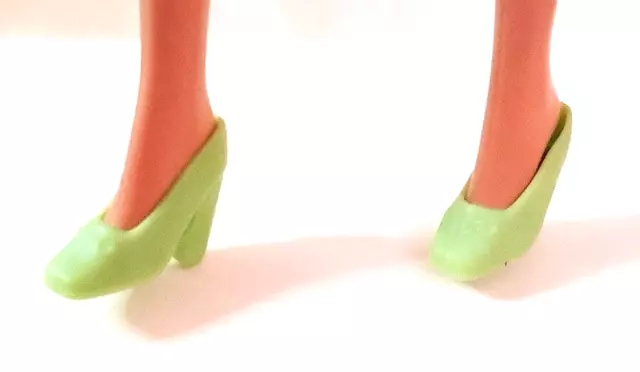 BARBIE 90S SCARPE decollete tacco verde acido B453 EUR 8 00 PicClick FR