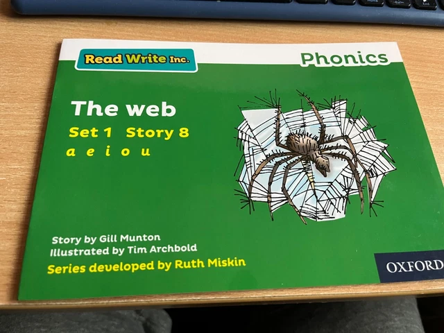 READ WRITE INC. Phonics: Green Set 1 Storybook 8 The Web by Gill Munton ...