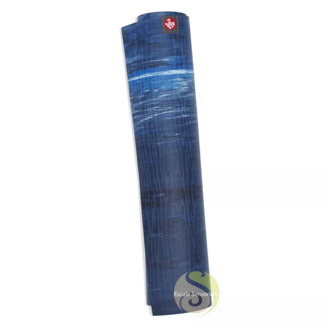 Tapis de yoga eKo lite dark sapphire marbré Manduka 4mm 2,2kg eco-responsable