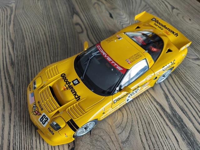 Miniatura Corvette C5-R 1999 - Team Goodwrench #2 Autoart 1:18 - Hobbies e coleções - Mooca, São Paulo 1448633013 | OLX