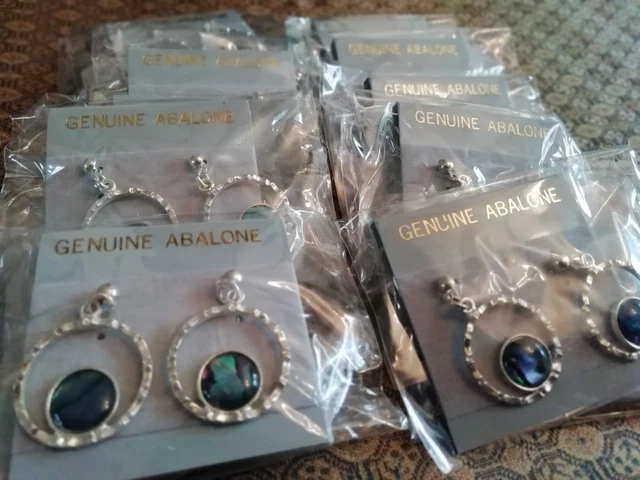 LOT De 500 Paires De Boucles D'oreilles Puces En Plastique - Fin De Stock Revendeur - Occasion