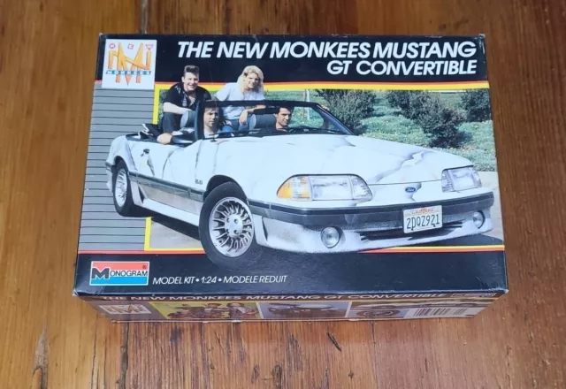 VTG~Monogram 1/24~New Monkees~1988 Ford Mustang GT Convert~Model Car Kit~2771