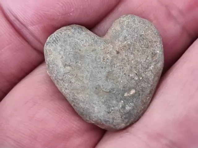 Medieval post! very rare lead heart weight. Please read description. LA22r