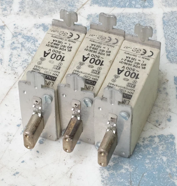 3x Lindner NH-C00 7999 cartouche à couteau Fusible 100A gL-gG 500V. Lot de 3. 4