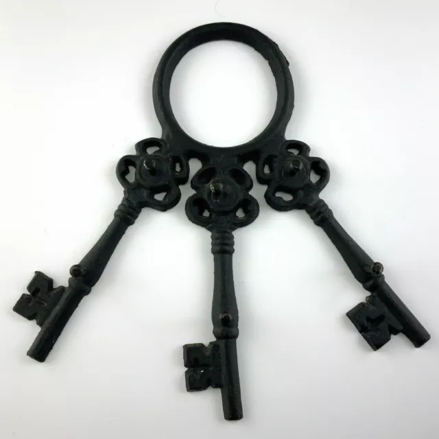Vintage Cast Iron Key Shaped Key Holder Wall Hanging Hooks Taiwan U277