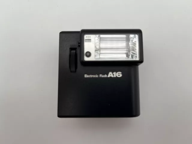 Olympus Electronic Flash A16 analog Blitzgerät Aufsteckblitz Flash Licht