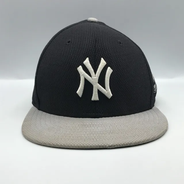 New York Yankees Hat Cap Fitted Mens 7 1/8 Blue Gray Derek Jeter Captain New Era