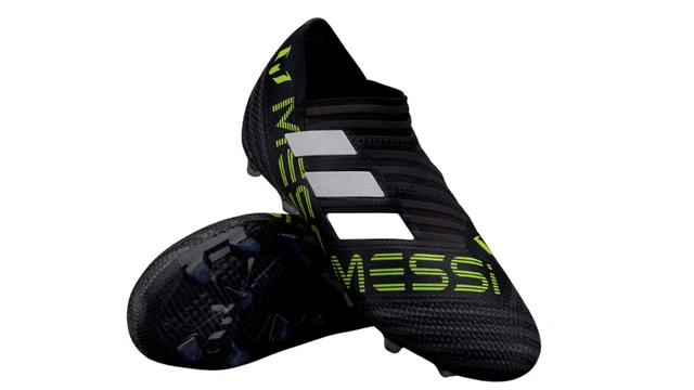 Messi laceless deals football boots