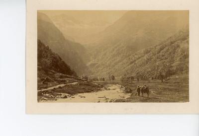 CDV Les Pyrénées tirage La vallée du Lys Vintage cdv albumen print France 