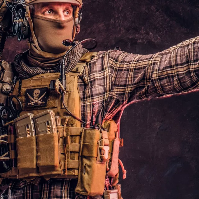VLIES FOTOTAPETE Selbstklebende TAPETEN XXL Soldat Uniform Tarnung Militär 4272