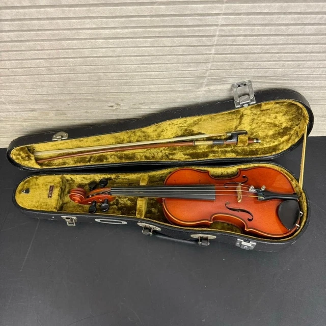 SUZUKI VIOLIN NO. 220 1/8 No strings, with case, used from