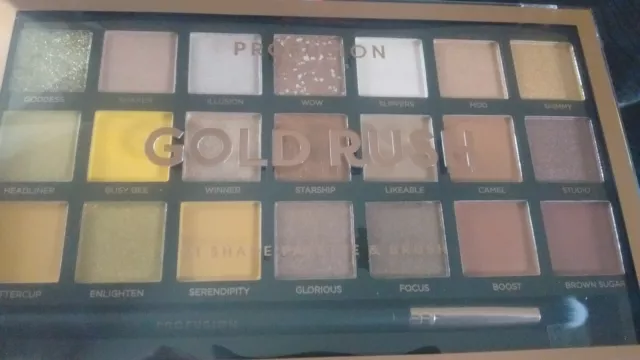 Profusion 21 Shade Palette & Brush - Gold Rush