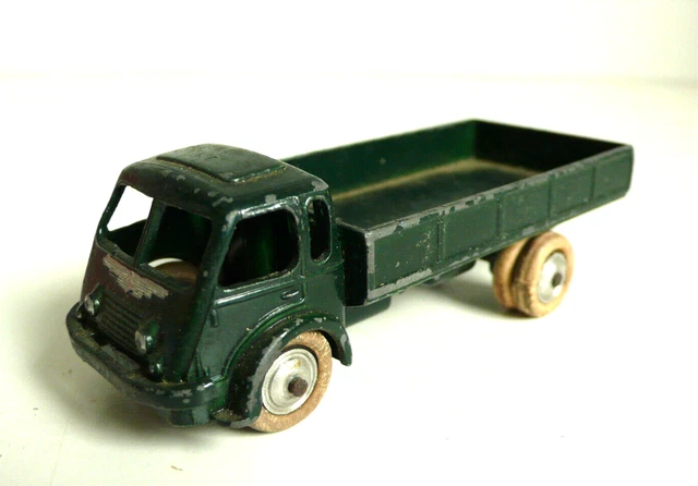 CIJ Toys france Le Renault Camion 7T truck repainted
