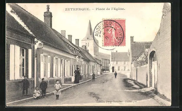 CPA Zutkerque, Place de l´Eglise