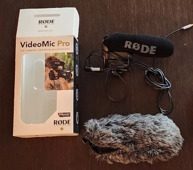 Rode VideoMic Pro Shotgun Condenser Microphone with Dead cat attachment