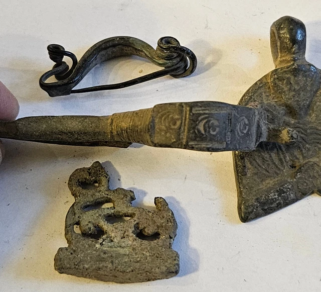 ANCIENT  Bronze Roman metal detecting finds Job Lot  cirka 1-3 cAD