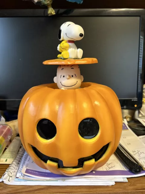 Vtg. Gemmy Halloween  Peanuts Animated Great Pumpkin. READ