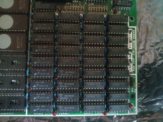 1 Piece HY53C464LS-80 64K X 4bit MOS DRAM IC Chip - DIP-18 Package, Hyundai