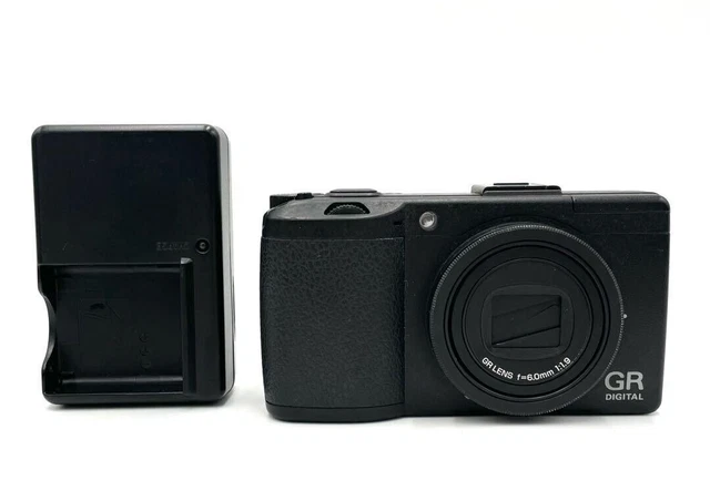 Ricoh GR Digital III 3 Compact Digital Cameras Black With charger Working item