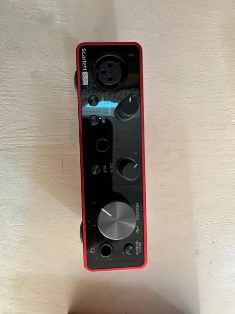 Focusrite Scarlett Solo 2x2 USB (3ème Gén.) Interface Audio - Rouge