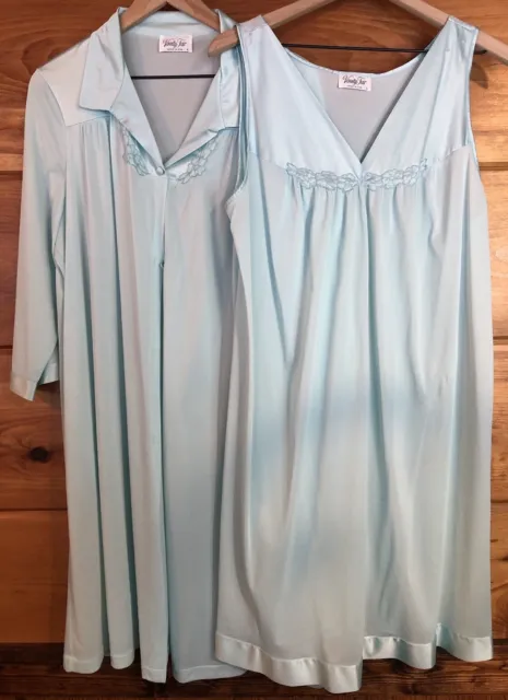 Vtg Vanity Fair 2pc Nightgown + Robe Peignoir Set size Lg USA Made Nice!