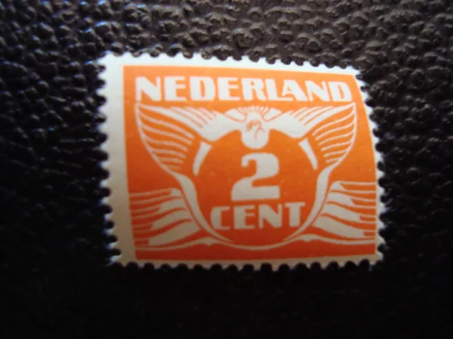 PAYS-BAS - timbre yvert/tellier n° 134 n* MH (A12)