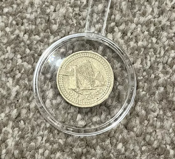 2004 Old Round £1 One Pound Coin Scotland Forth Railway Bridge - Circulated