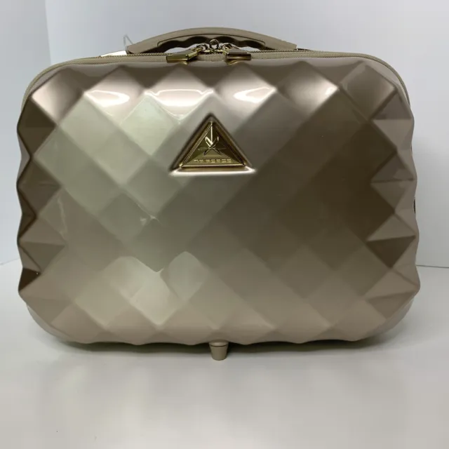 https://www.picclickimg.com/nf4AAOSwWrFlmZJr/Triforce-Elite-Luggage-Cosmetic-Bag.webp