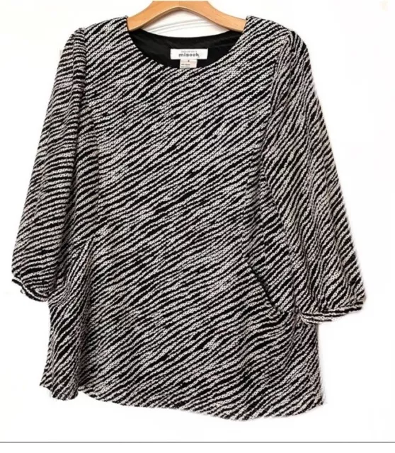 Exclusively Misook Knit Top Blouse S 6 8 Black White Stretch Textured Fabric