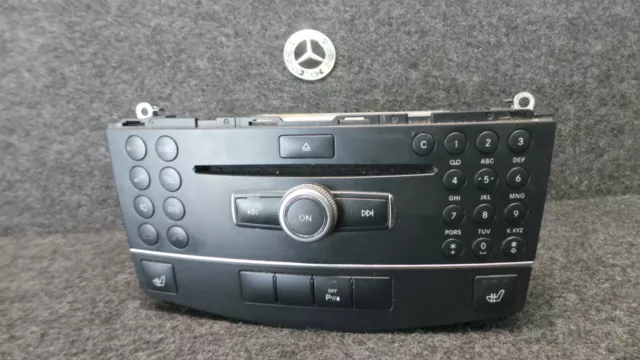 P14-19 * Mercedes-Benz W204 C-Klasse Comand Radio Navi Head Unit - A2049008605
