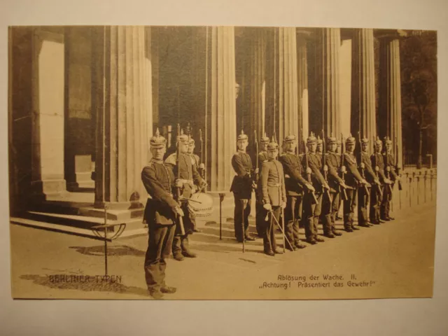 Alte Original Foto AK PK ca. 1910: Berlin-Berliner Typen Ablösung der Wache II