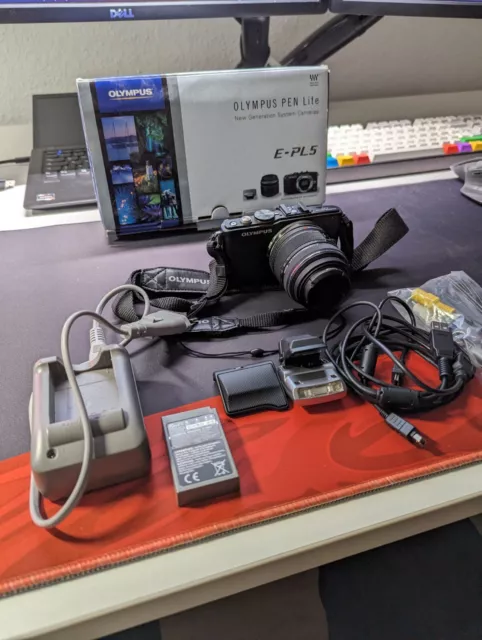 Olympus PEN E-PL5 16.1MP Digitalkamera - Schwarz (Kit mit AF 14-42 mm Objektiv)