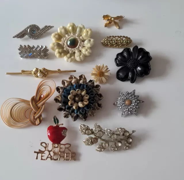 Job Lot Of Brooches Vintage And Modern Mix Gold Silver Tone Rhinestone Flower