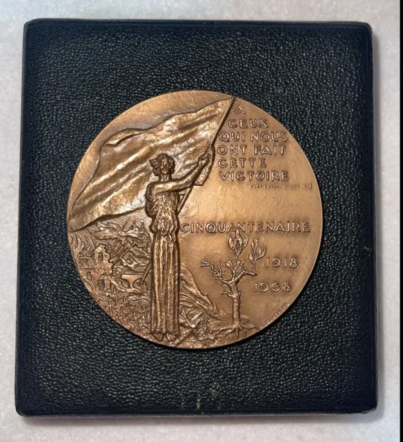 Magnifique Medaille En Bronze "Cinquantenaire Du 11 Novembre 1918 " 1968