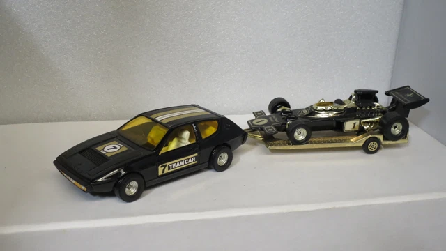 Vintage Corgi GS32 JPS Lotus Elite & F1 Racing Team Car & Trailer Set Excellent Vintage Corgi GS32 JPS Lotus Elite & F1 Racing Team Car & Trailer Set Excellent