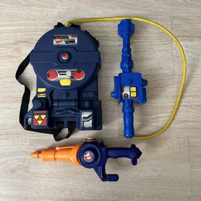 THE REAL GHOSTBUSTERS PROTON PACK Backpack, Water Zapper Vintage 1984 ...