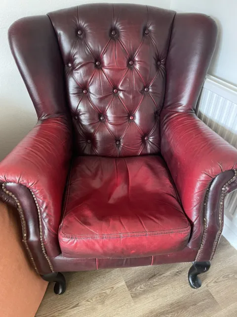 chesterfield oxblood 3 Seater sofa & Wingback chairs used