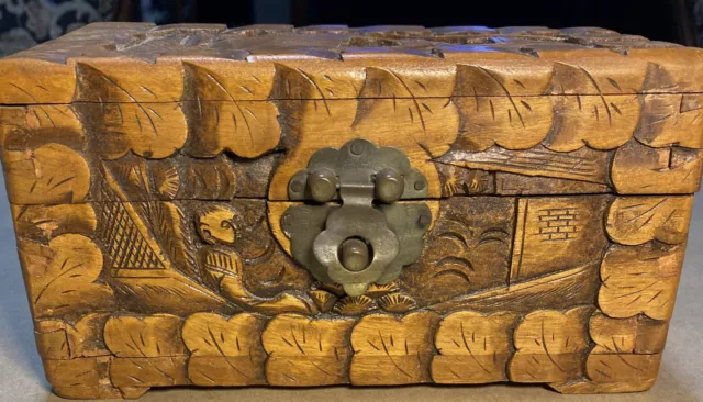 ANTIQUE HANDCarved Wooden Camphor Chest Box Trinket Jewelry Chinese USED NO KEY