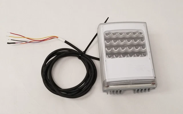 Raytec VARIO2 w8 Long-Range White Light Illuminator 1-Panel 24-LED VAR2-W8-1