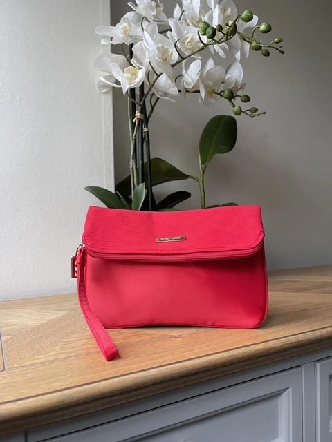 Giorgio Armani Beauty Red Bag 2024 www.lightgames.pro