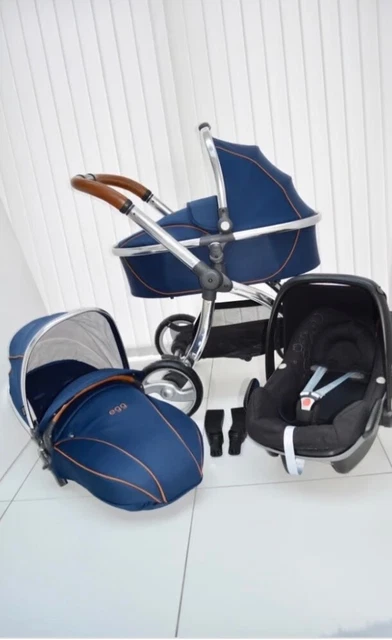 Egg Regal Blue Pushchair,Carrycot & Maxi Cosi Pebble Car Seat