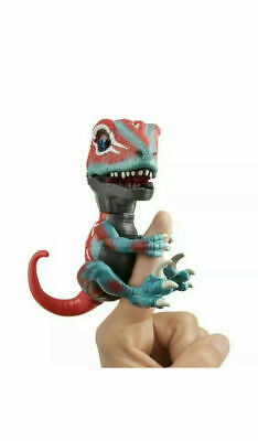 WowWee Fingerlings Untamed Raptor Velociraptor Mutant Touch Motion Sounds NEW