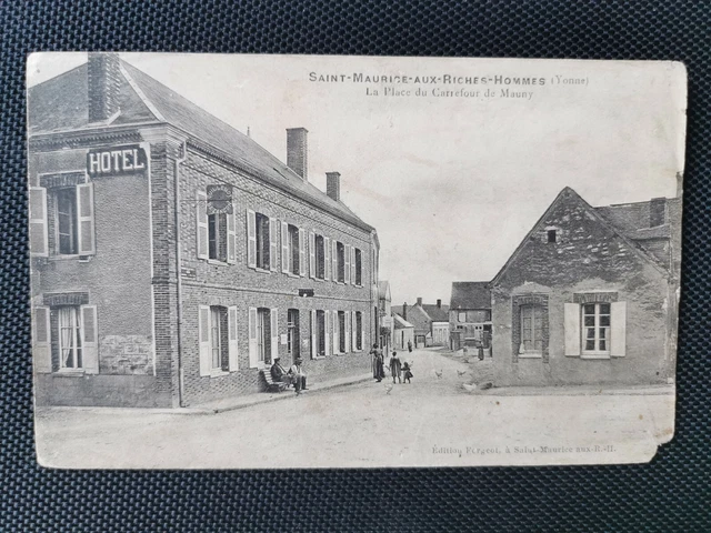 CPA SAINT MARTIN SUR OREUSE, LA Mairie et les Écoles EUR 3,00   PicClick FR