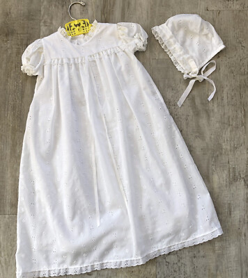 Vintage ALEXIS Baby White Baptism Christening Long Gown Dress Eyelet Lace USA