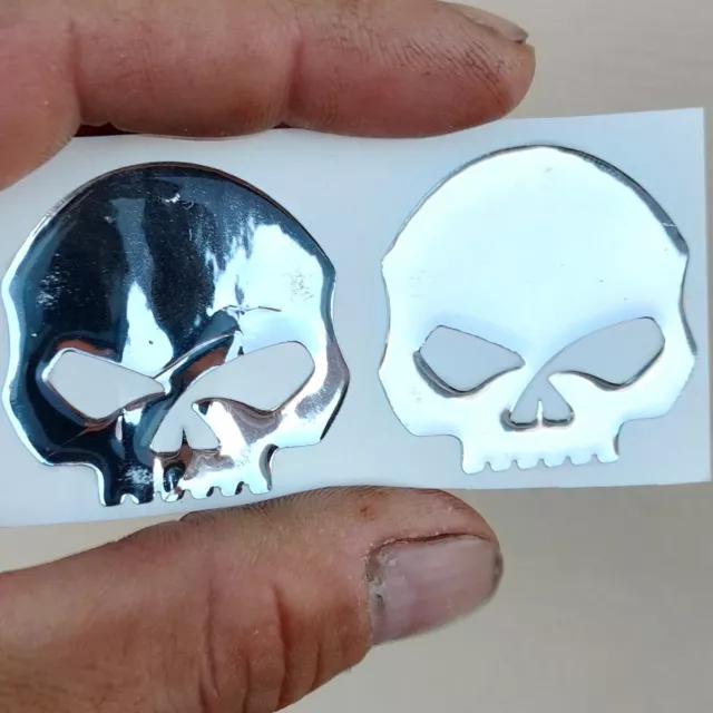 Paire de stickers 3D tête de mort Harley Davidson en résine.