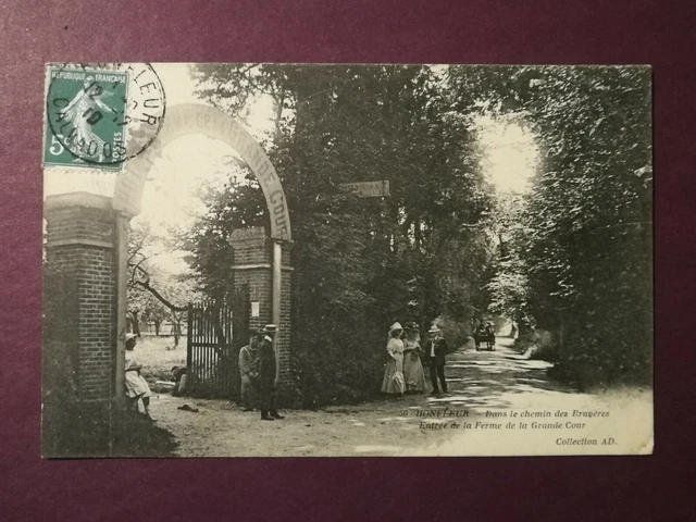 CPA 14 HONFLEUR - le Chemin des Bruyères - Entrée de la Ferme de la Grande Cour