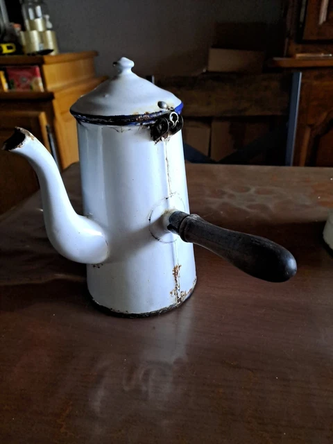 Passoire Ancienne En Aluminium Avec Manche En Bois - Vintage Très Bon état