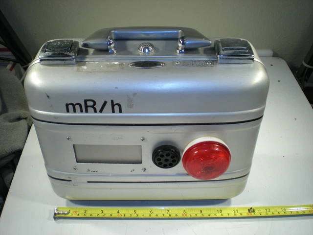 Vintage Portable Area Radiation Monitor in Aluminum Elite Case "AS-IS"