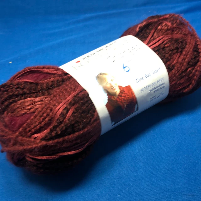 Red Heart Garnet 9914 yarn Bulky 5 with pattern 3.5 Oz