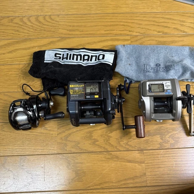 DAIWA SHIMANO 2-PIECE Fishing Reel Set, Vintage Japanese